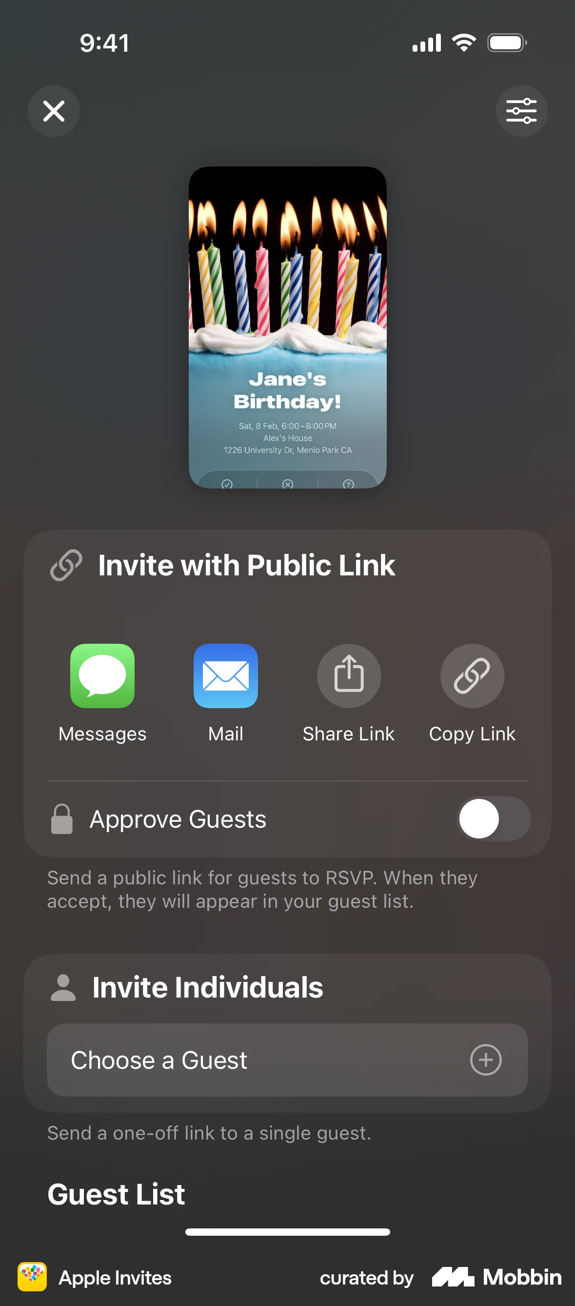 Apple Invites iOS screen containing Divider UI element