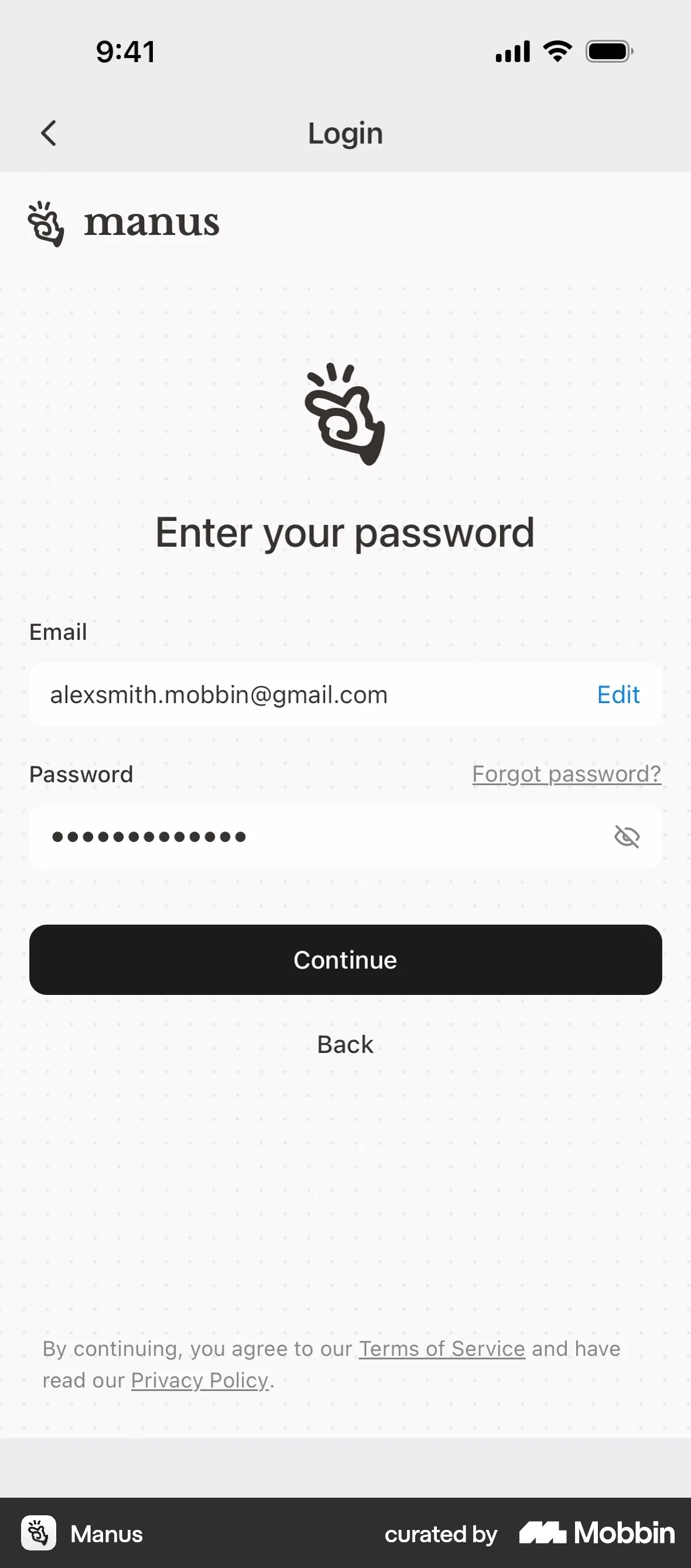 Manus iOS Login screen